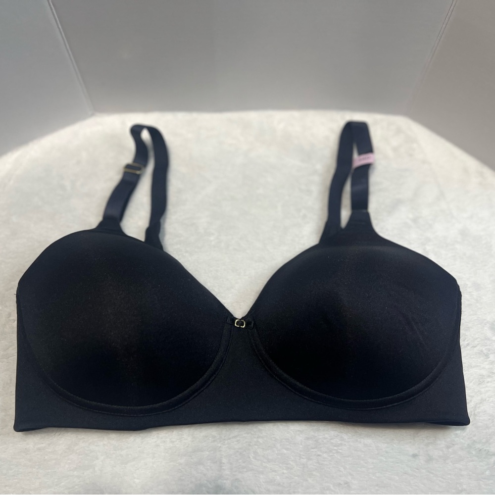 Vanity Fair Womens Bra Black Size 34D Underwire Adjustable Straps Back Closure